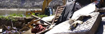 Casas de pobladores que viven a orillas del Río Andalien fueron destruidas por Municipalidad de Concepción