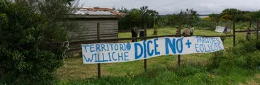 Comunidades de Chiloé alertan sobre presencia de proyectos energéticos exigiendo la protección total de la cordillera Piuchén y Pirulil