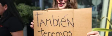 Horarios extendidos de Navidad empeoran la vida de los trabajadores del Comercio: quieren llegar a sus casas más temprano
