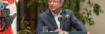 Alusiones al golpe de 1973, el ataque ultraderechista en Brasil y mención indirecta a destitución de Pedro Castillo marcaron visita de presidente Petro a Chile