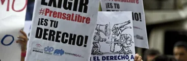 El dominio de la comunicación y la lucha por su democratización