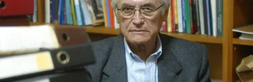 Héctor Béjar en Concepción: Ex canciller abordará este jueves la rebelión popular que vive Perú