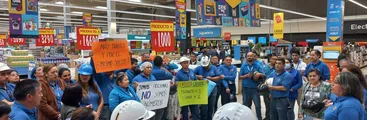 Sindicato Líder denuncia que Walmart Chile recibió más de $3 mil millones del Estado, mientras despedía a 9 mil trabajadores/as