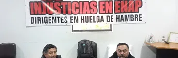 Dirigentes sindicales de Enap - Petrox en huelga de hambre exigen reincorporación de trabajadores despedidos: "El hilo se cortó por lo más delgado"