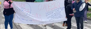 Trabajadores de Fundación Ciudad del Niño se movilizan exigiendo que Servicio Mejor Niñez responda a problemáticas en residencia de Hualpén
