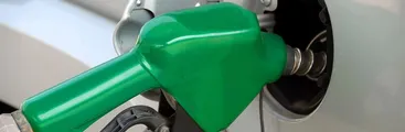 Bencinas de 93 y 97 octanos experimentan un descomunal aumento y alcanzan alza de $27,5 por litro
