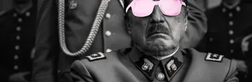 El Conde: Riámonos de Pinochet