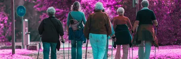 El poder de los pasos: cómo la cantidad y la intensidad de la caminata impactan en la prevención de la demencia en adultos