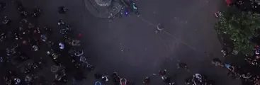 Video recuerda el derribo de estatua del esclavista y militar español Pedro de Valdivia en Concepción