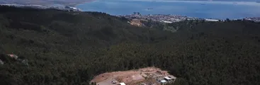"Una defensa de cerro a mar": Lanzarán libro sobre la resistencia de la comunidad de Penco contra la minería de tierras raras