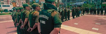 Siete años de cárcel para dos carabineros: recibían coimas para permitir salida ilegal de productos del país