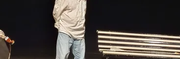 Comentario teatral | Un fantasma recorre las tablas penquistas…¡Marx!