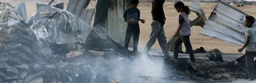 Casi 50 muertos dejó último ataque israelí contra campo de refugiados en Rafah