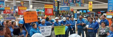 Fin de la huelga en Walmart: Transnacional insiste con imponer figura de operador de tienda pese a ser declarada ilegal por tribunales del trabajo