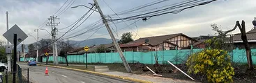 Protestas por inoperancia de eléctricas e investigación de Contraloría contra la SEC marcan panorama tras casi una semana de masivo corte de energía 