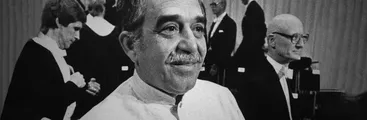 "Con tal de no ponerme frac, soy capaz de aguantar el frío": Gabriel García Márquez deslumbró en el Nobel con su irreverencia y su guayabera