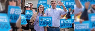 Elecciones en Concepción: Esposa de James Argo, presidenta de Casinos Marina del Sol, realizó millonario aporte a su campaña