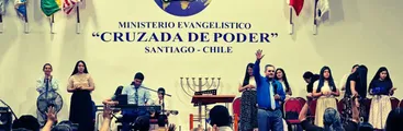 Santiago: Justicia ordena a iglesia evangélica reducir ruidos molestos tras reclamo de vecina