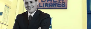 Linares: Profesores acusan deuda de casi $400 millones en pago de cotizaciones por parte de administración de alcalde Meza