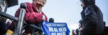 Cumplió amenaza: Gobierno ultraderechista de Milei veta aumento de jubilaciones y pensiones para personas con discapacidad