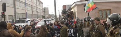 Pese a cerco policial: Se realizó masiva marcha en Penco y Lirquén ante inminente votación de proyecto minero de tierras raras