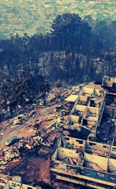 Tristeza, endeudamiento e incertidumbre a 5 meses de los incendios en Penco-Lirquén: La voz de una familia damnificada frente a un Estado que quedó corto