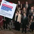 En su fiesta de la democracia: La obligación de votar es una acción desesperada y en beneficio de la clase política