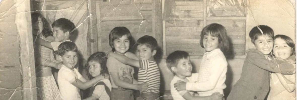 Ordenan a la PDI investigar adopciones irregulares en el extranjero durante la dictadura