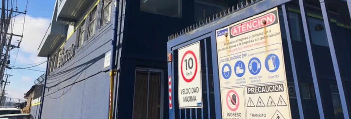 ¿Trabajadores como carne de cañón? Industria pesquera anuncia cientos de despidos aludiendo a la ley de la jibia