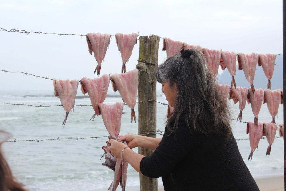 "Mujeres del Mar, Memorias del oficio pesquero-artesanal desde el relato de pescadoras del Área Metropolitana de Concepción"
