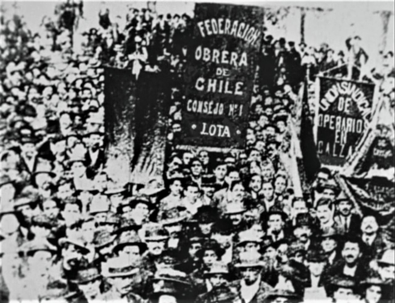 Manifestación de la Federación Obrera de Chile en Lota