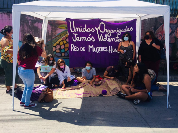mujeres hualquinas