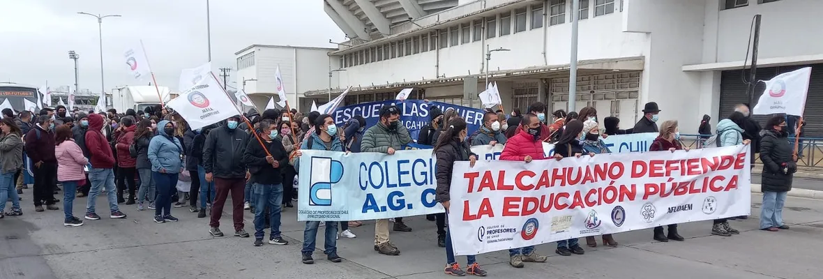 Talcahuano: Trabajadores/as de la educación realizaron nueva marcha y exigieron acelerar la creación de una mesa de trabajo con el alcalde Henry Campos