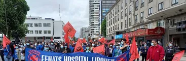 Trabajadoras/es organizados en la Fenats marcharon por Concepción exigiendo al Gobierno aumento presupuestario para el próximo año