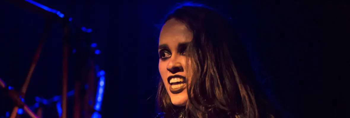 Achawal Domo Che, obra inspirada en la historia de Corina Lemunao, la mujer gallina, vuelve a Teatro Biobío