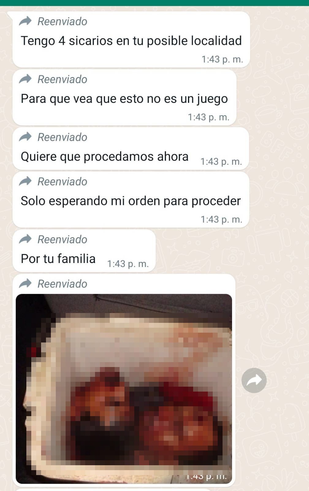 Amenaza a vecino por WhatsApp