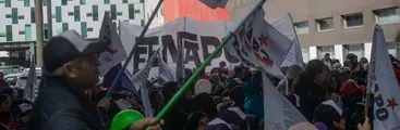 Movimiento de pobladores/as despliega masiva marcha por la vivienda digna y contra la Ley Anti-Tomas en el Biobío