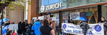 La primera de su historia: Trabajadores de Zurich cumplen 7 días en huelga exigiendo mejoras en condiciones laborales, bonificaciones y posibilidad de retiro